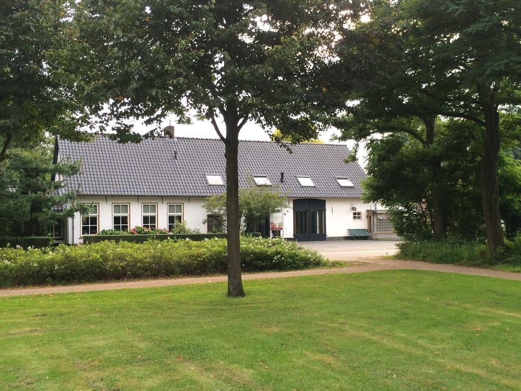 B&B De Laarhoeve Waalre Exterior foto